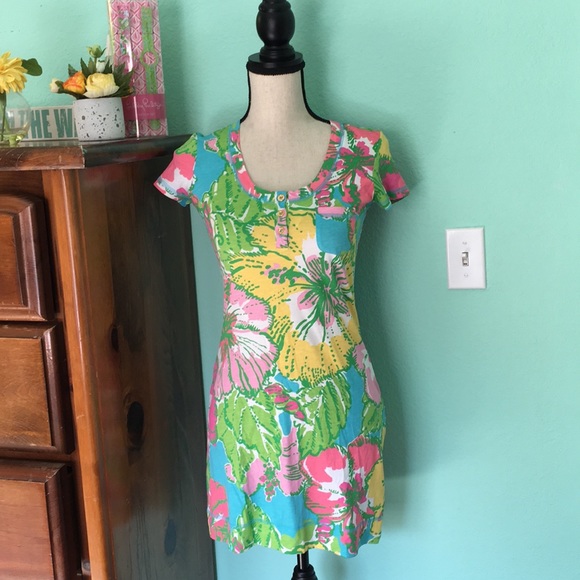 Lilly Pulitzer Dresses & Skirts - Lilly Pulitzer cute dress and watch set bundle
